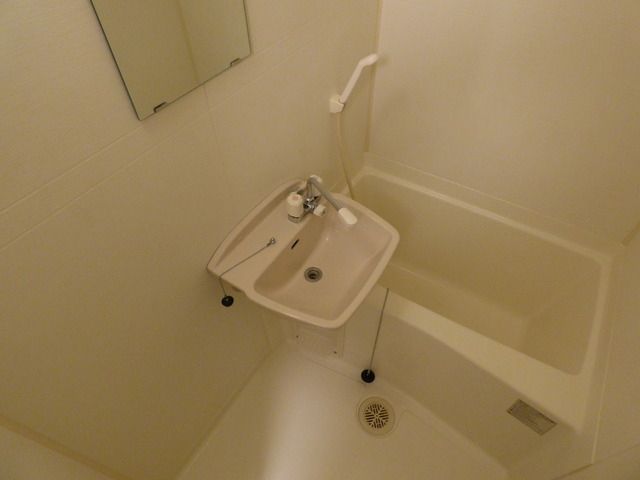 バス・シャワールーム　バストイレ別　浴室乾燥機