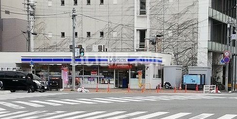 コンビニ　ローソン　小倉大手町店（コンビニ）まで487m