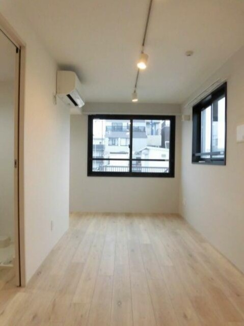 居室・リビング　きれいなお部屋