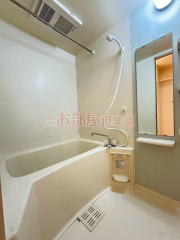 バス・シャワールーム　きれいなお風呂です