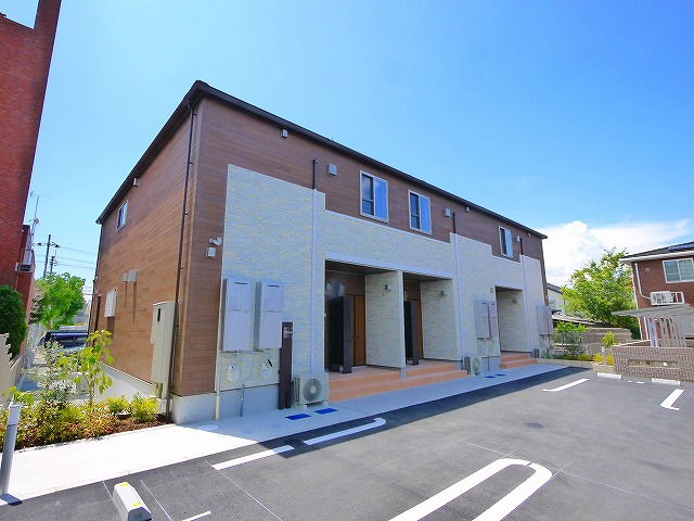 建物外観　きれいな外観です
