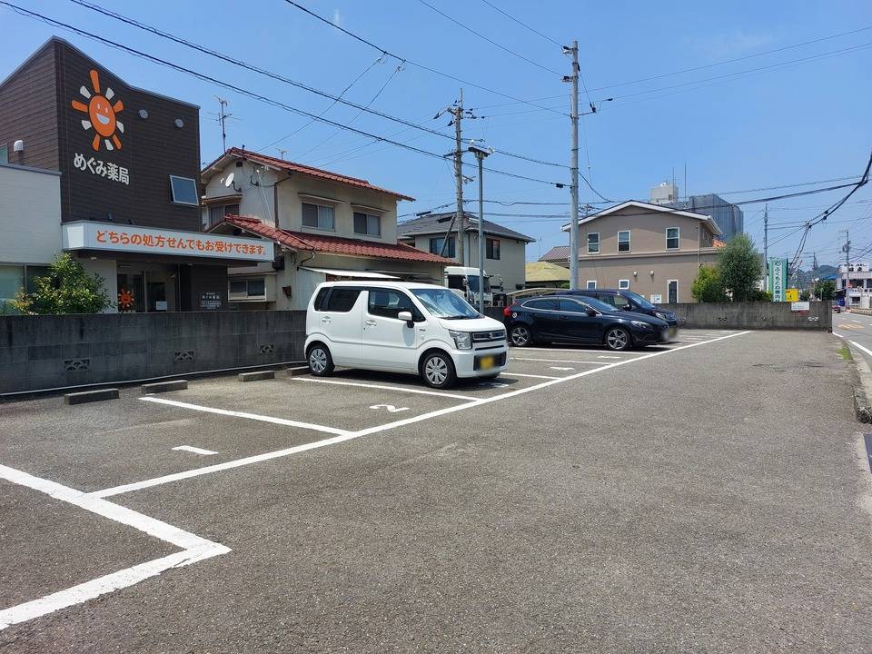 駐車場　駐車場
