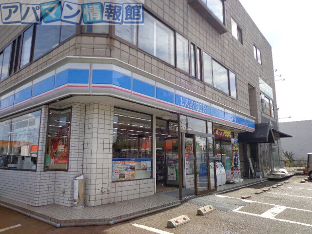 コンビニ　ローソン巻蓮田店（コンビニ）まで927m