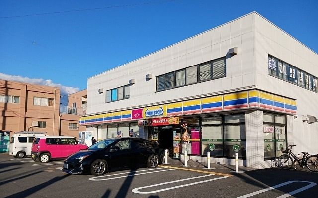 コンビニ　ミニストップ　富士錦町店（コンビニ）まで500m