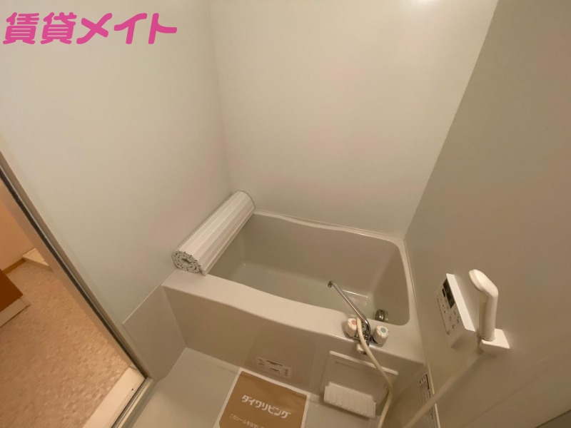 バス・シャワールーム　同型参考写真
