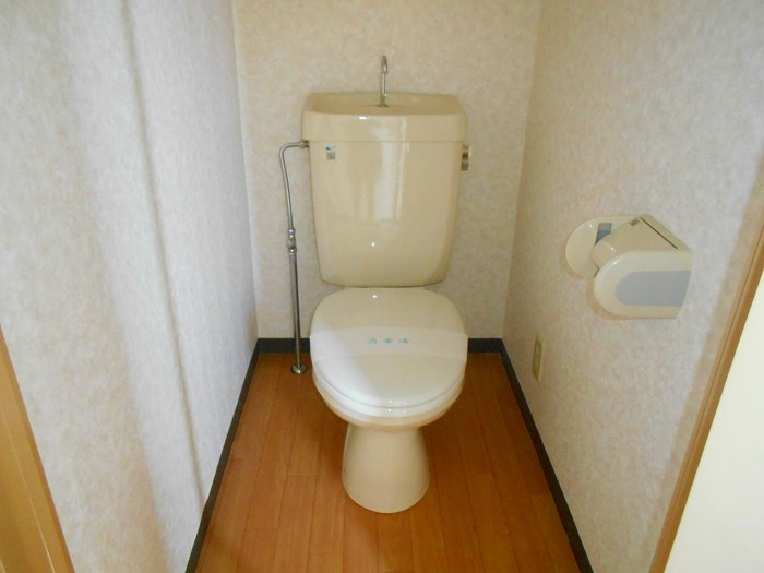 トイレ　同間取り参考写真