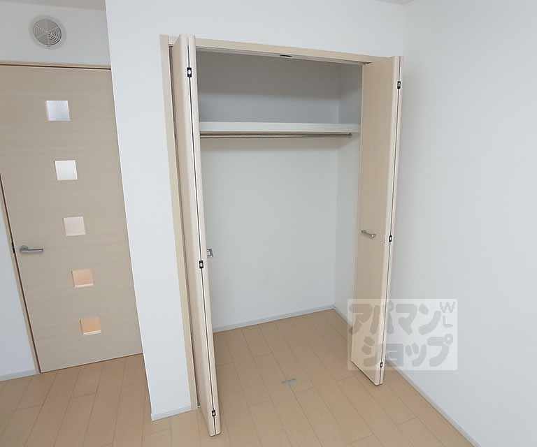 収納　クローゼット