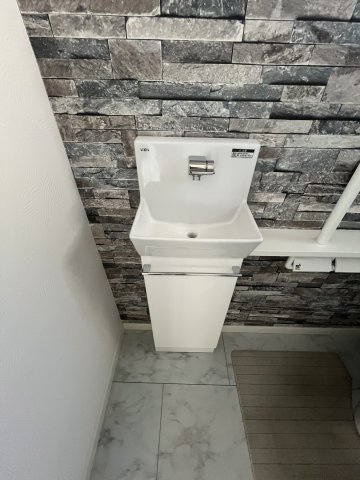 その他設備　トイレ手洗い