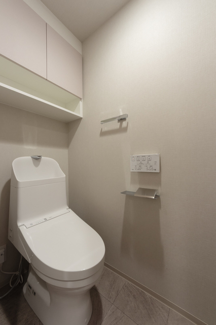 トイレ　※写真は同タイプ住戸です。