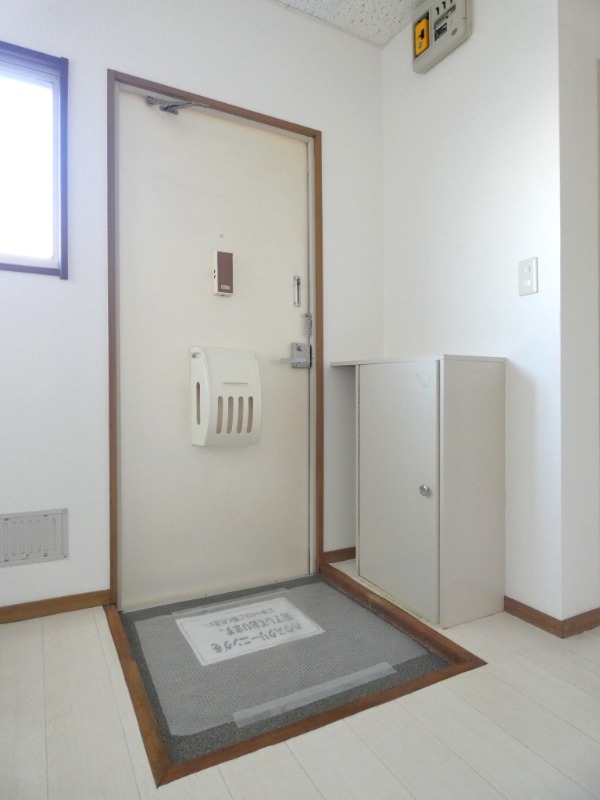 玄関　図面と現状に相違がある場合には現状を優先