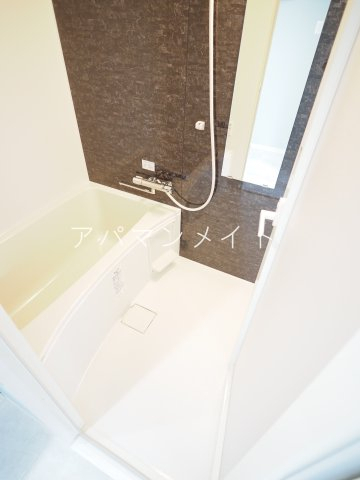 バス・シャワールーム　使いやすいお風呂です