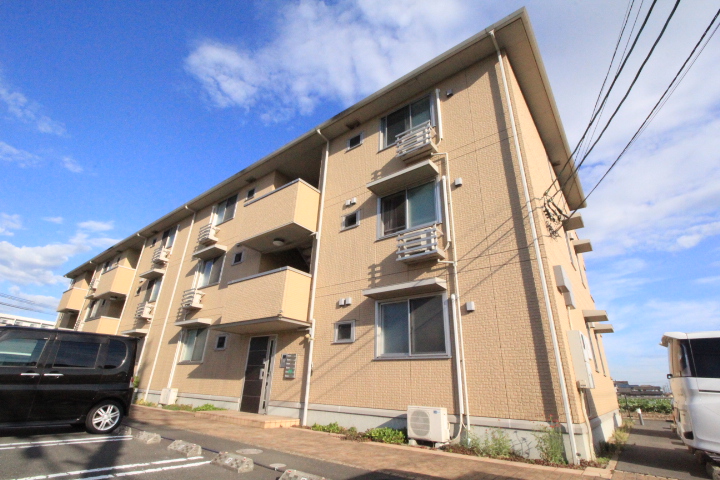 建物外観　浦田駅近くの2LDKアパート☆