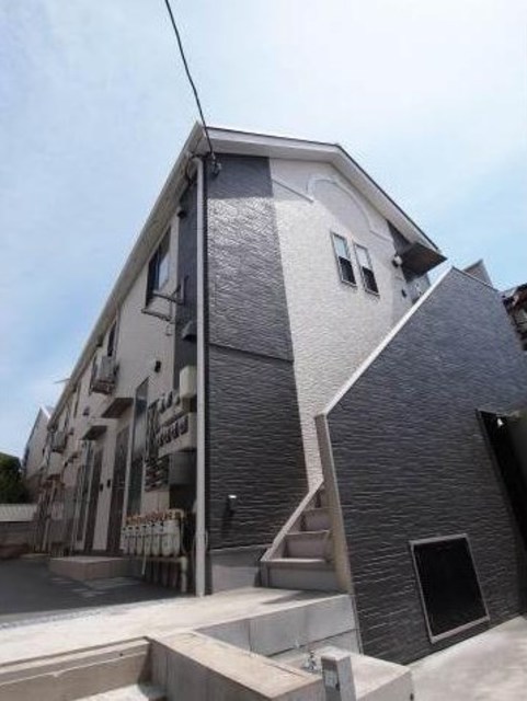 建物外観　２０１４年築の賃貸アパート