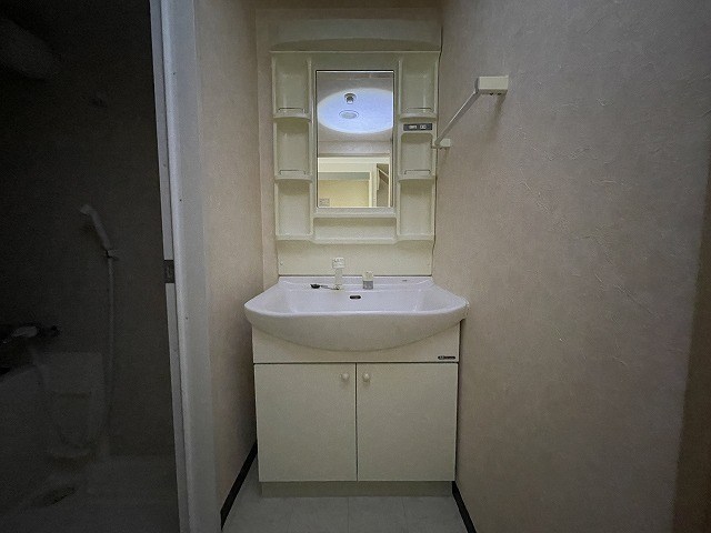 洗面設備　※204号室の写真です。