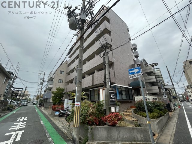 建物外観　安心のオートロック付きです☆