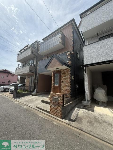 富士見市鶴馬戸建ての外観写真