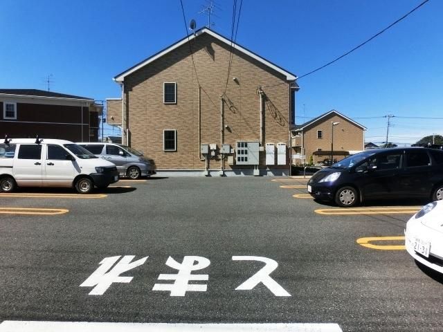 駐車場　敷地内駐車場