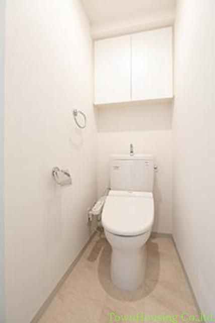 トイレ　※写真は同タイプ住戸です。