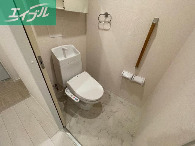 トイレ　シャワー付トイレ