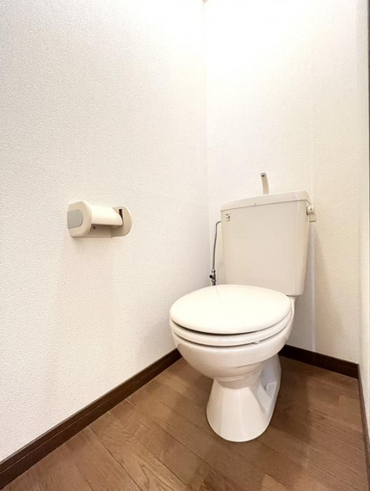 トイレ　落ち着いたトイレです