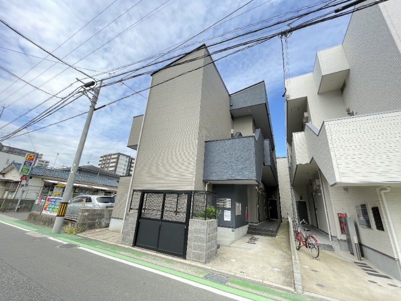 建物外観　現況優先
