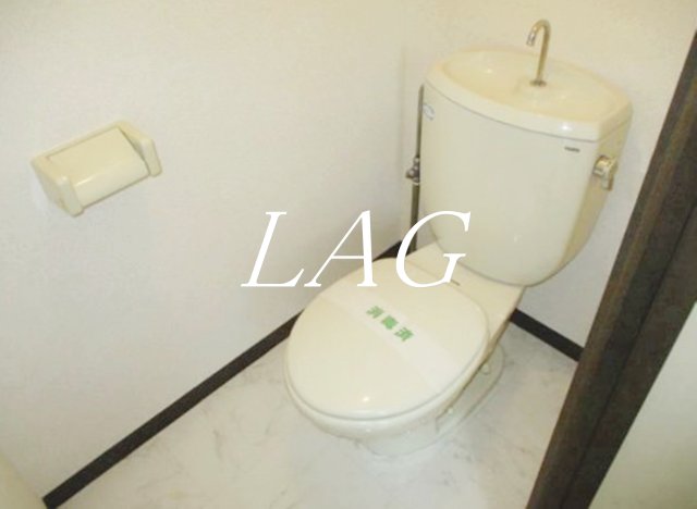 トイレ　トイレです。