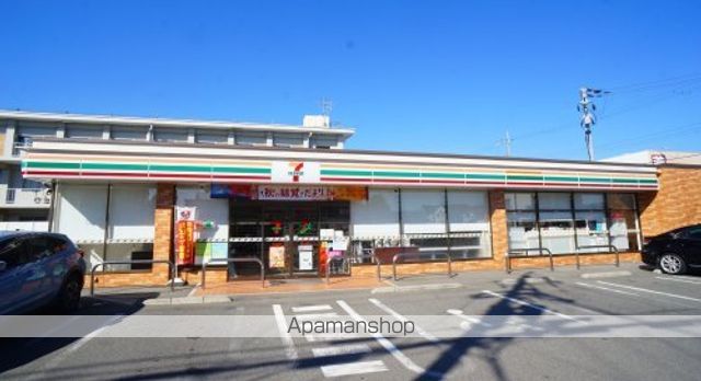 コンビニ　セブンイレブン　奈良法蓮町店（コンビニ）まで384m