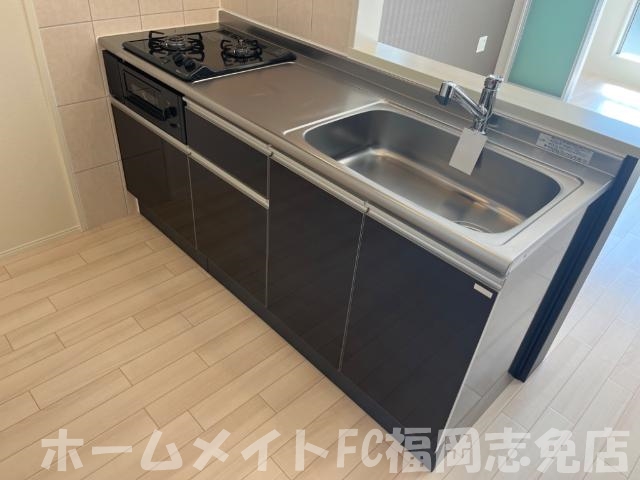 キッチン　キッチン（イメージ）