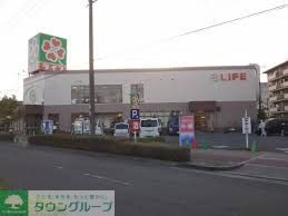 スーパー　ライフ崇禅寺店（スーパー）まで740m