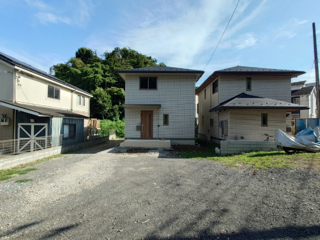 建物外観　駐車場付きペット可戸建