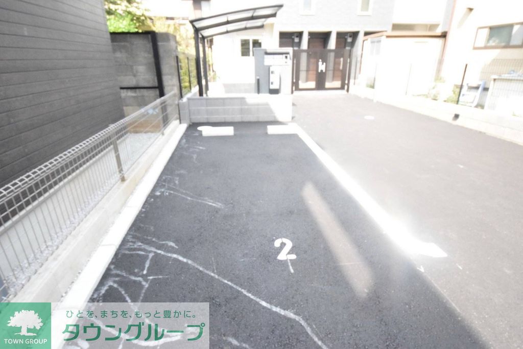 駐車場　駐車場