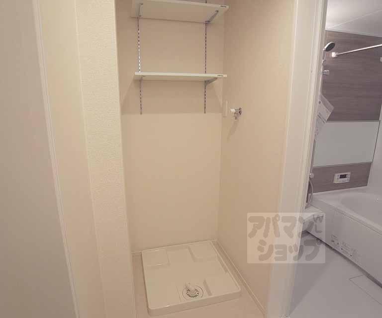 その他設備　棚が助かります。