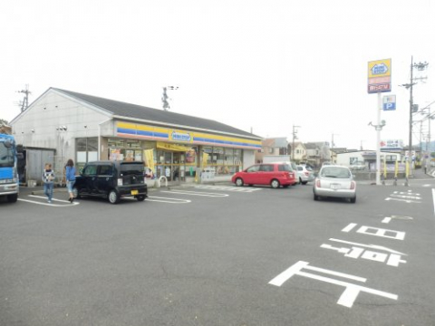 コンビニ　ミニストップ　大津唐崎店（コンビニ）まで273m
