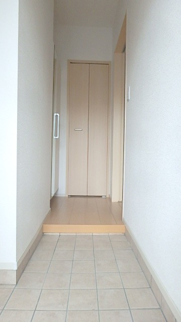 玄関　図面と現状に相違がある場合には現状を優先