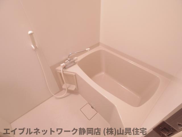 バス・シャワールーム　お風呂です