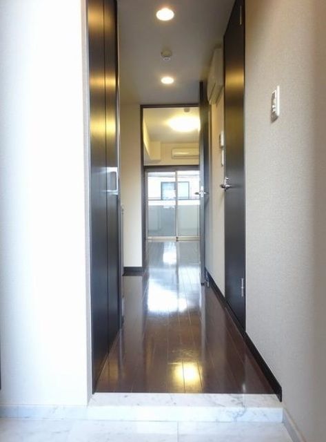 リガーレ新板橋の玄関写真