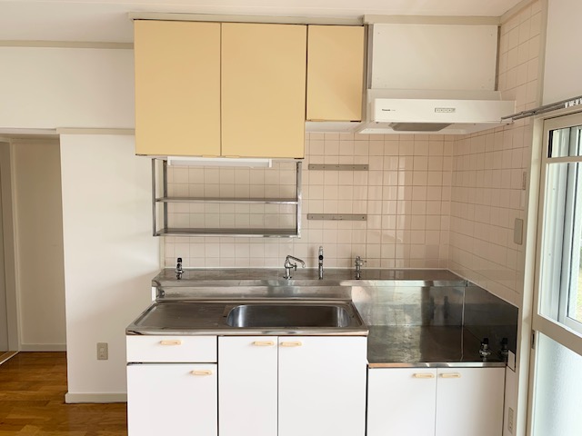 大衡村定住促進住宅のキッチン写真