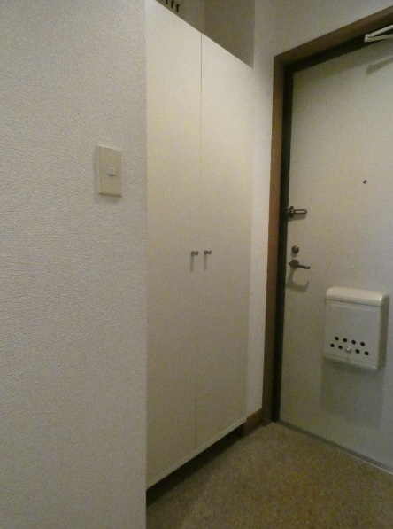 クレッセントハウスの玄関写真