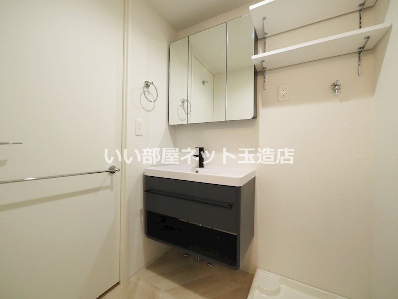 セレニテ谷町四丁目アリエの内装写真