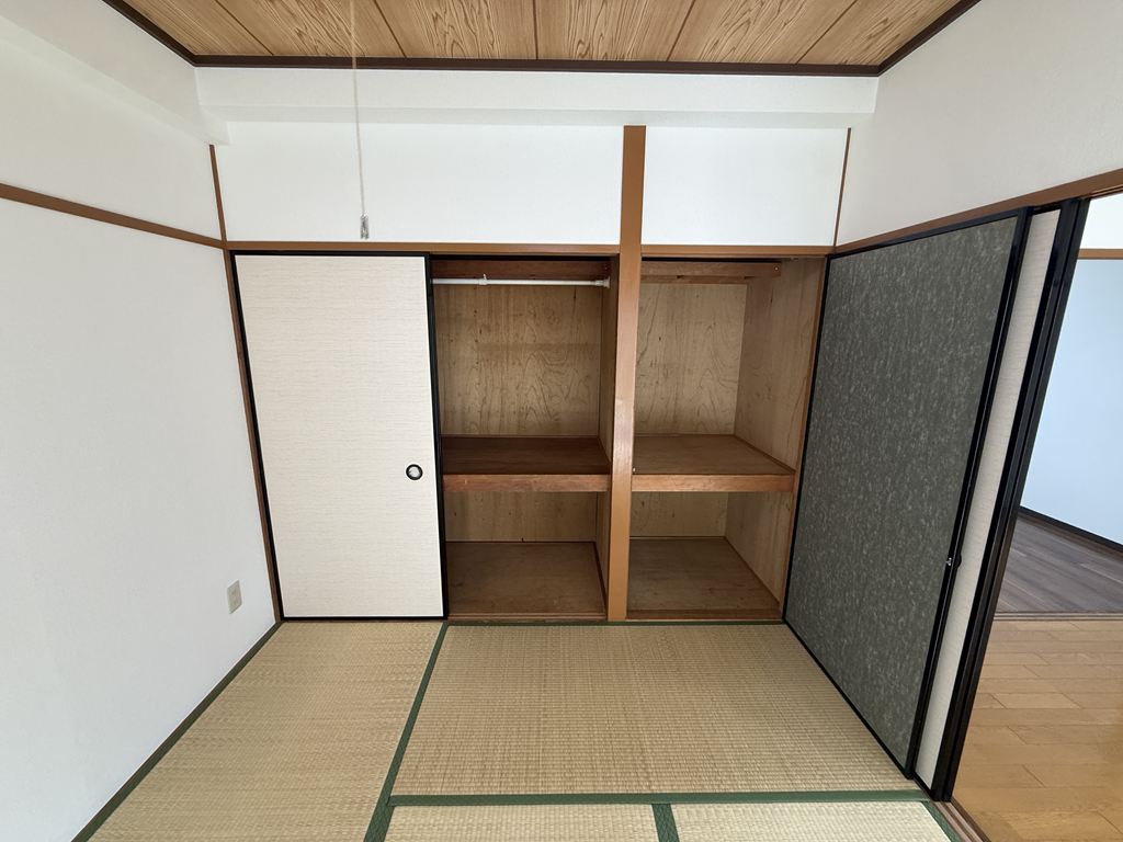 シャトーさわだIの内装写真