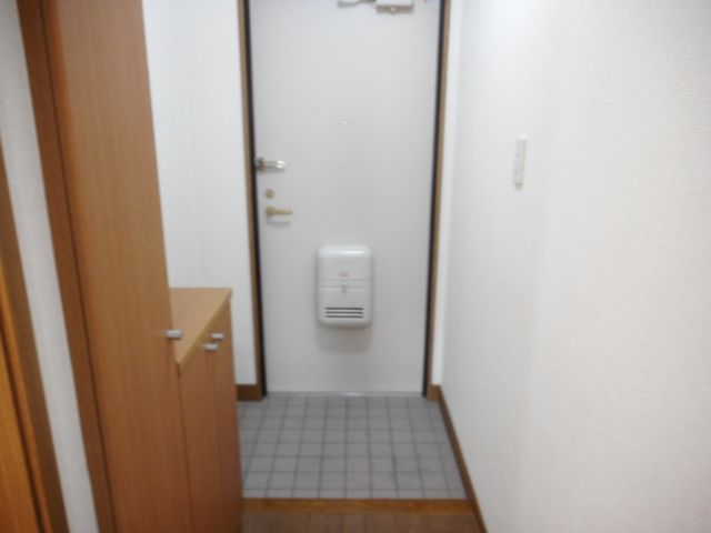 グランメゾン プラムの玄関写真