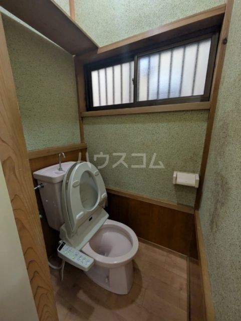 高梨貸家のトイレ写真