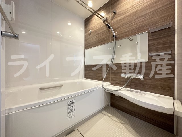 バス・シャワールーム　ゆったり過ごせるお風呂です