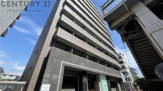 建物外観　エレベーター、宅配ボックス完備☆