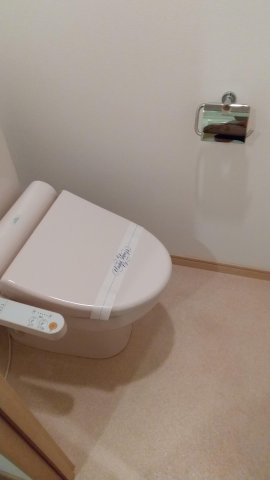 地下鉄空港線 大濠公園駅 徒歩4分 8階建 築15年のトイレ写真