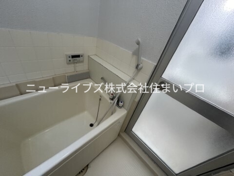 京阪本線 古川橋駅 徒歩18分 3階建 築44年の風呂写真