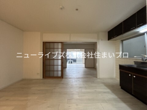 京阪本線 古川橋駅 徒歩18分 3階建 築44年の居間写真