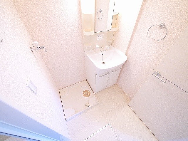 洗面設備　使いやすい洗面所です