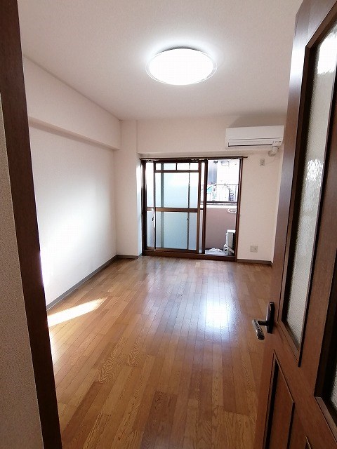 CASA50の居間写真