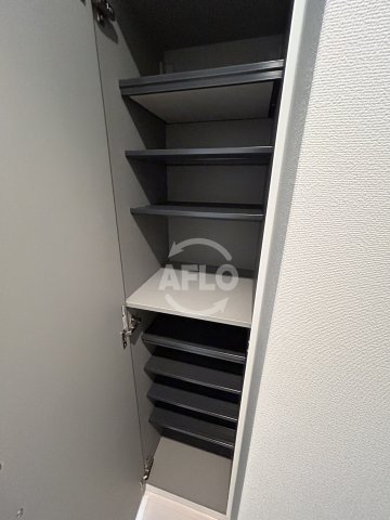 収納　レグゼスタ福島II　シューズボックス